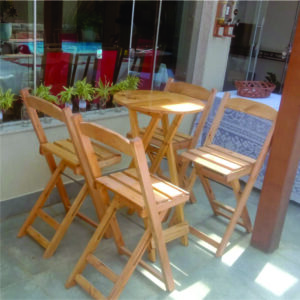 Jogo de mesa bistrô em madeira